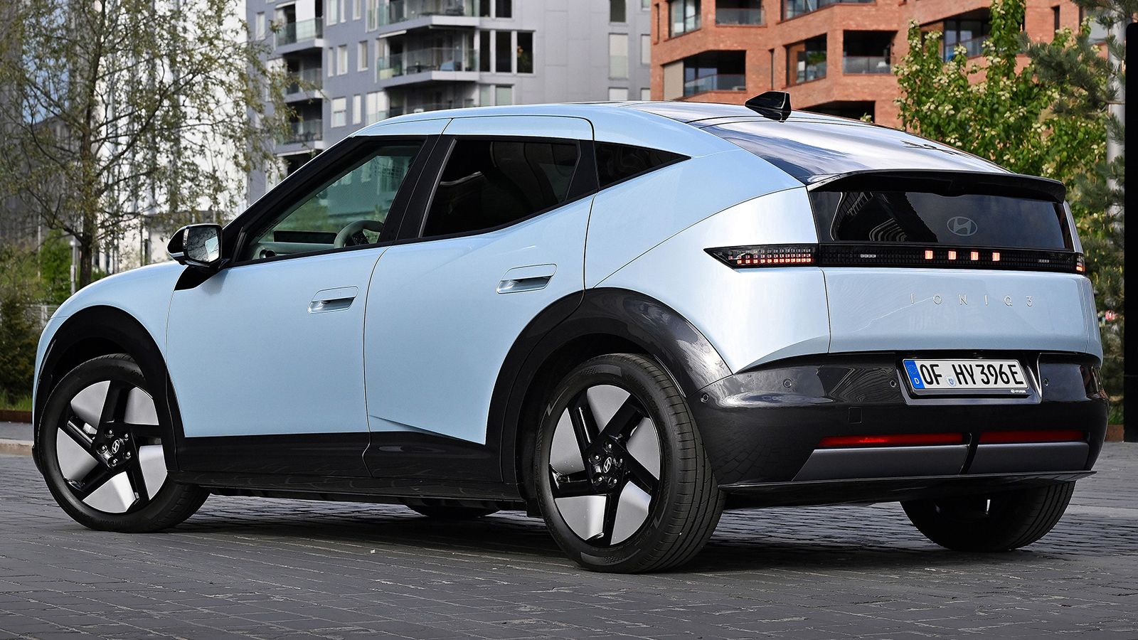 Εικόνες της Hyundai δείχνουν το στάνταρ Ioniq 3